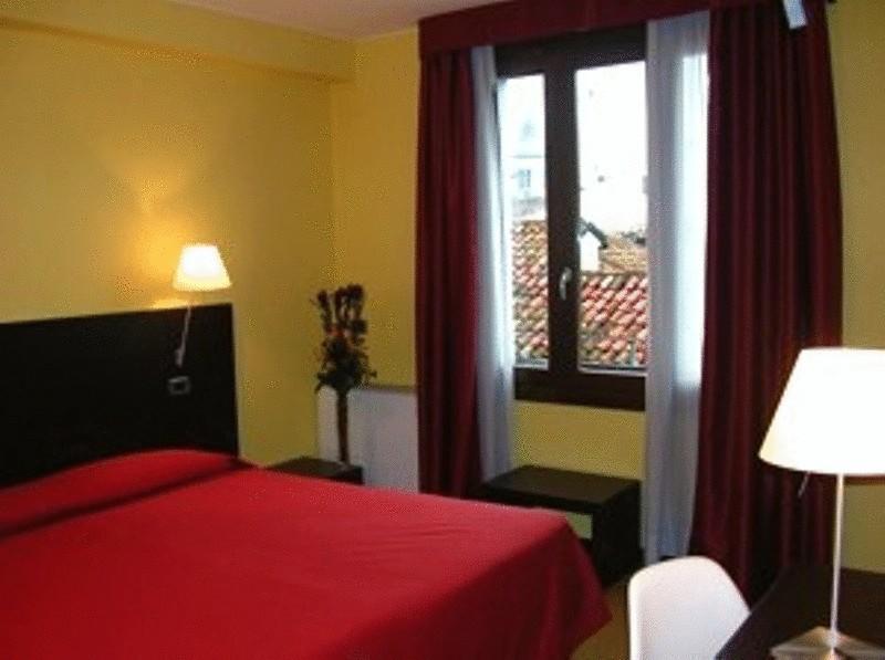 Albergo Verdi Padova Bagian luar foto