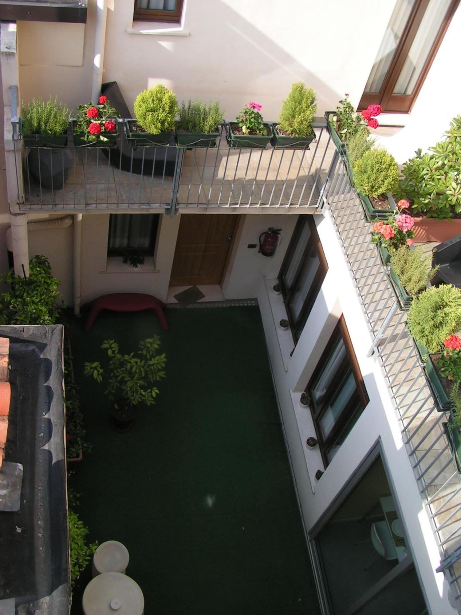 Albergo Verdi Padova Bagian luar foto
