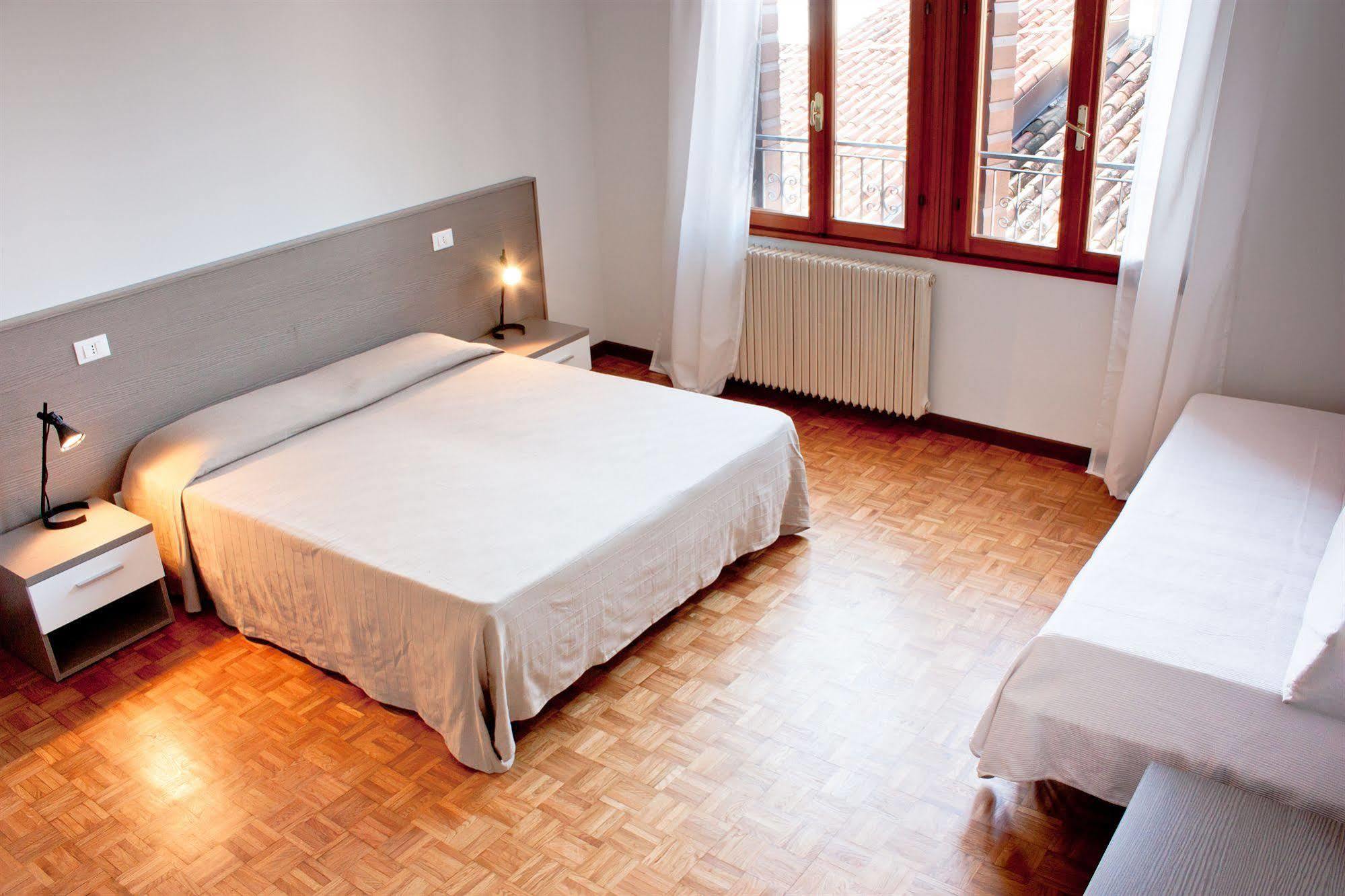 Albergo Verdi Padova Bagian luar foto